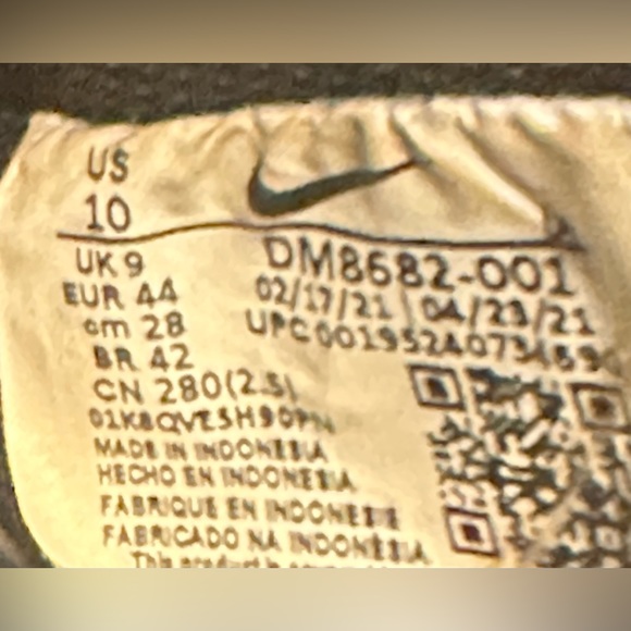 Nike Court Vision Mid #DM8682-001 Black Red University Men's Basketball Shoes 10 - Picture 13 of 13